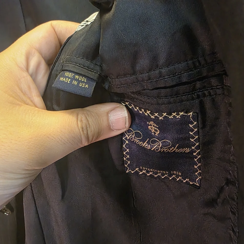 MADE IN USA VINTAGE BROOKS BROTHERS SUIT 100% WOOL
